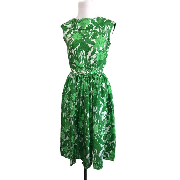 Vintage Dresses & Skirts - Vintage 60s green floral dress